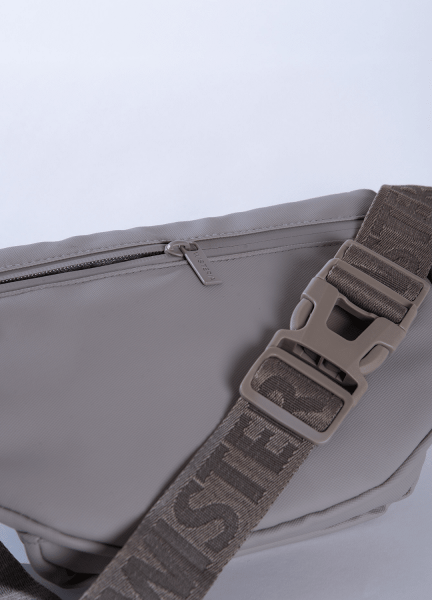 Bolso Banano Impermeable - Wisteria Chile - Bolso Banano Impermeable