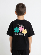 Polera Kids Think Positive - Boxyfit - Wisteria Chile - Polera Kids Think Positive - Boxyfit