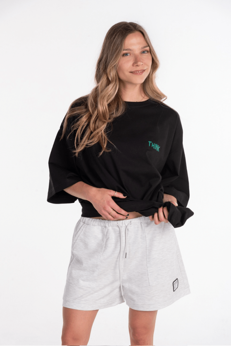 Polera Think Positive - Boxyfit - Wisteria Chile - Polera Think Positive - Boxyfit