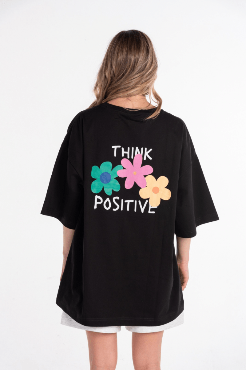 Polera Think Positive - Boxyfit - Wisteria Chile - Polera Think Positive - Boxyfit