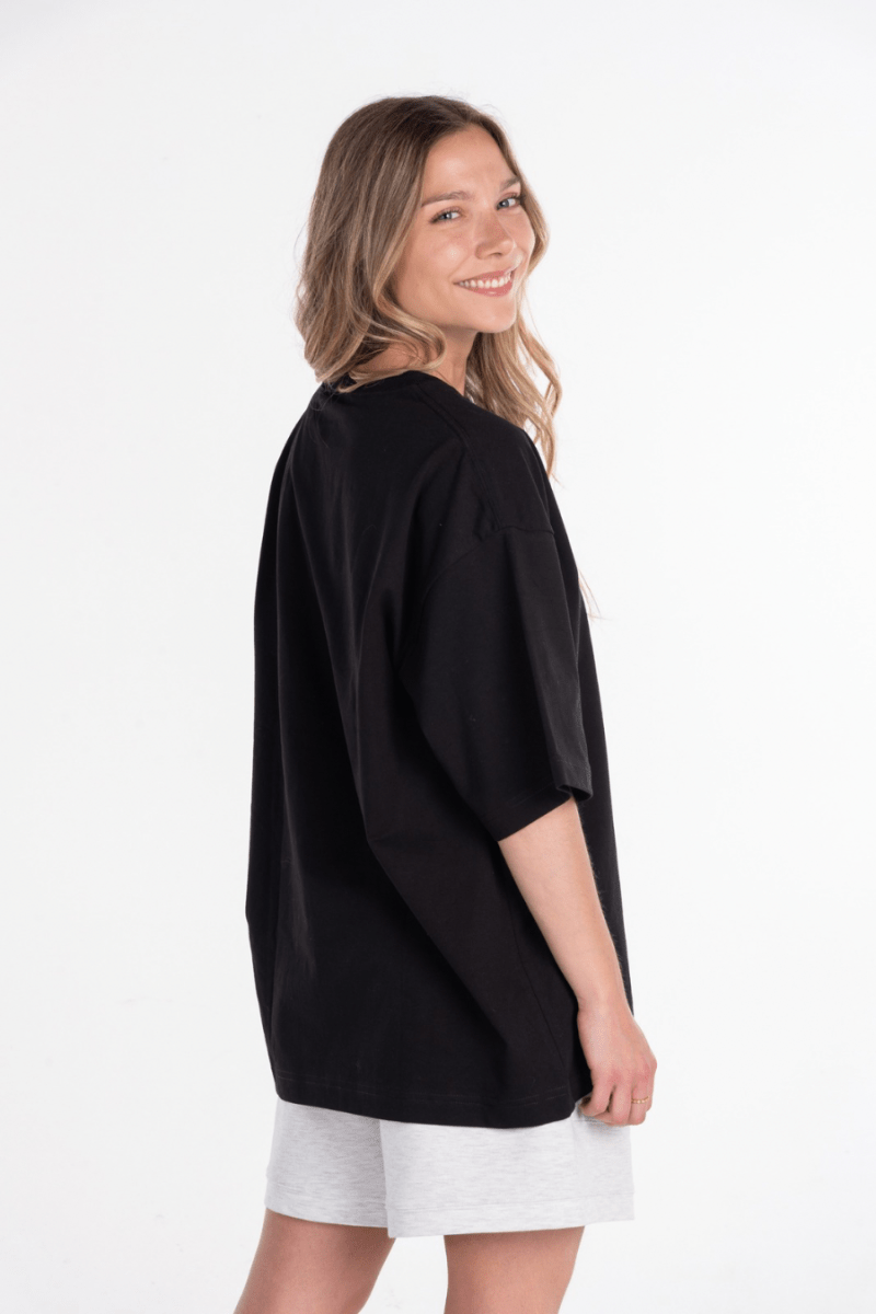 Polera Wisteria Club - Boxyfit - Wisteria Chile - Polera Wisteria Club - Boxyfit